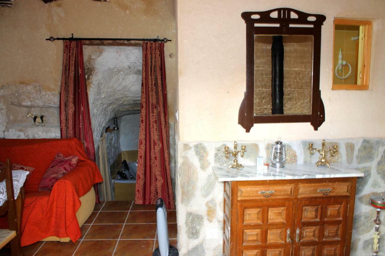 Casa Rural Con Jacuzzi Paraiso Del Jucar Alcala del Jucar Ngoại thất bức ảnh